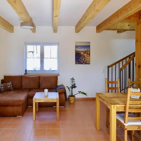 Neuendorfkrug L Tow Apartment Lutow