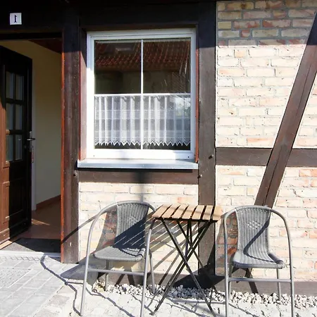 Neuendorfkrug L Tow Apartment Lutow