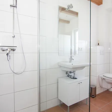 Neuendorfkrug L Tow Apartment Lutow
