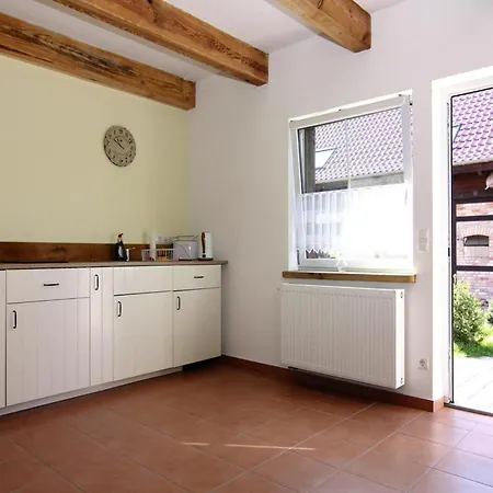 Neuendorfkrug L Tow Apartment